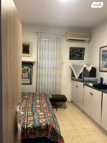 דירה, דרך אבא הלל 37, חרוזים, רמת גן