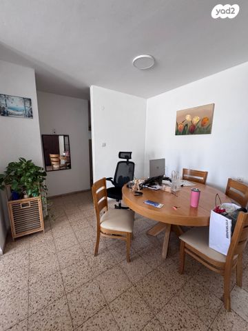 דירה, דגניה, שיכון עובדים, טבריה