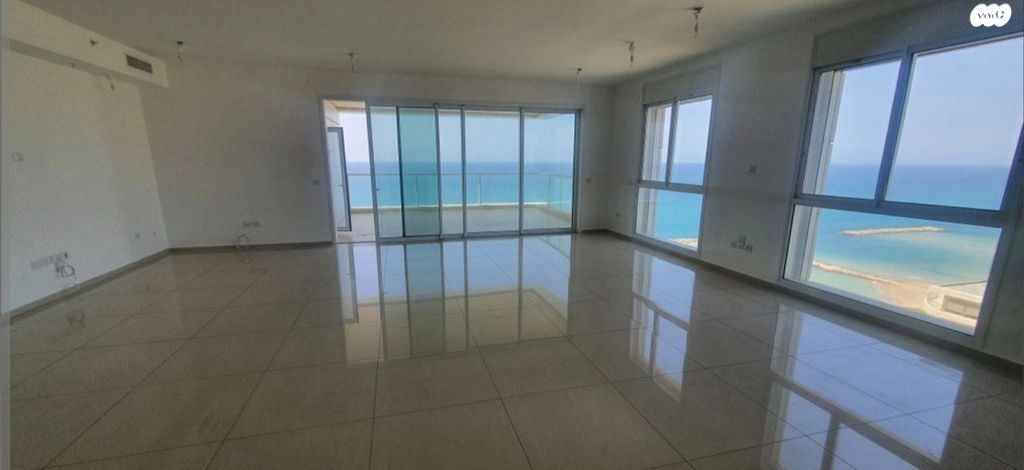 דירה, שדרות בן גוריון 2, נוף הטיילת, נתניה