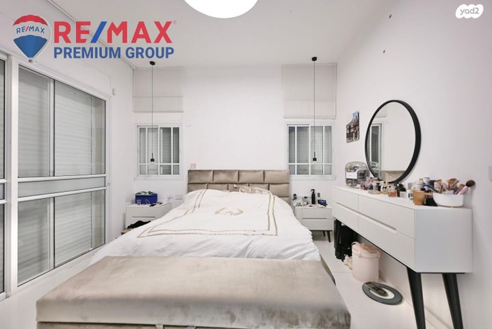 דו משפחתי, שוהם