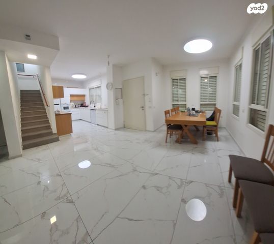 בית פרטי/ קוטג', בר לב, מזכרת בתיה