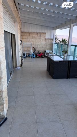 דירה, אחד העם, שיכון עובדים, טבריה