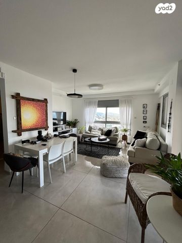 דופלקס, הרופא זלוצ'יסטי 23, אחוזה, חיפה