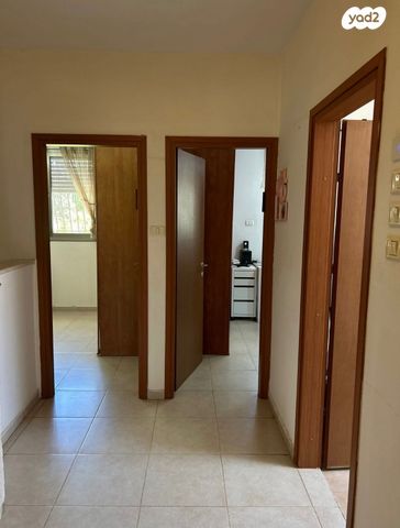 בית פרטי/ קוטג', ספיר, מרכז המושבה, גן יבנה