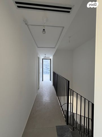 דופלקס, פתח תקווה