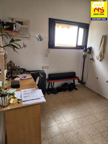 דירה, איתמר, חרוזים, רמת גן