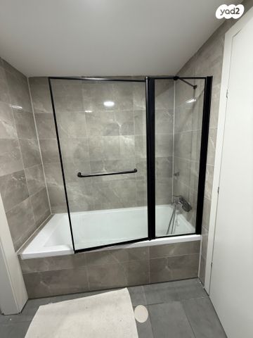 דירה, עיר היין, אשקלון