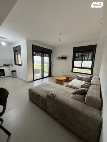 דירה, עיר היין, אשקלון