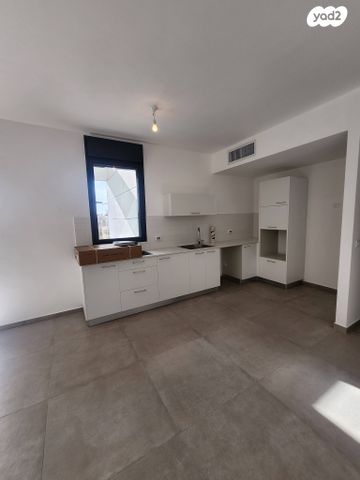 דירה, הצנחנים, נווה שרת, תל אביב יפו