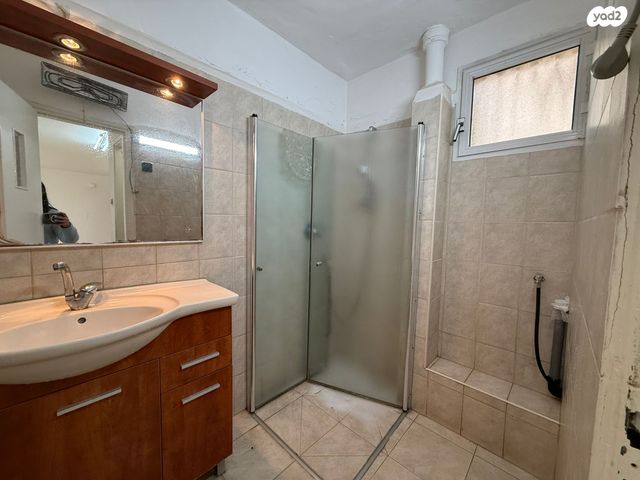 דירה, מעלה חסון, שכונה ותיקה - מרכז העיר, מעלות תרשיחא