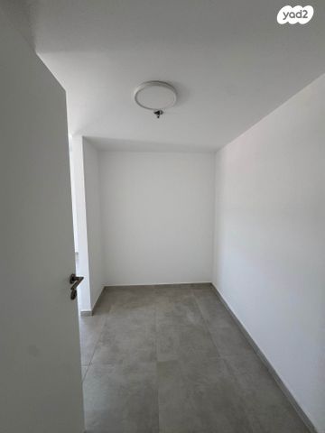 דירה, פארק העסקים האלף, ראשון לציון