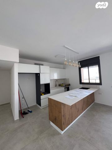 דירה, פארק העסקים האלף, ראשון לציון