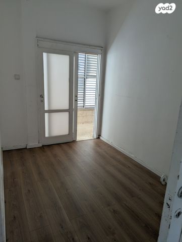 דירה, ביאליק, שכונת בן גוריון, מרכז העיר ג', רמת גן