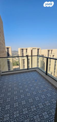 גג/ פנטהאוז, רותם, המגרסה, מבשרת ציון