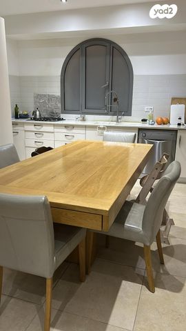 דירה, הרב קוק 7, מרכז העיר, ירושלים