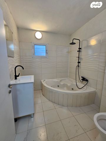 דירה, קרית ביאליק