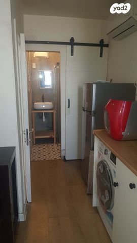 אהרון פלדמן 