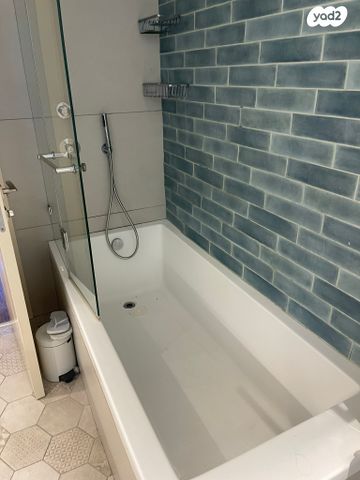 דירה, נתן יונתן, עיר ימים, נתניה