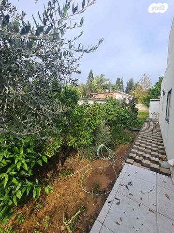 בית פרטי/ קוטג', פרדס חנה כרכור