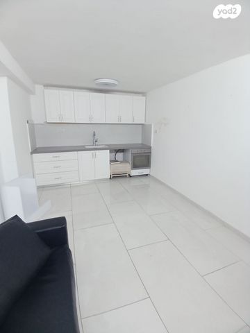 דירת גן, יצחק יציב 30, קרית חיים מזרחית, חיפה