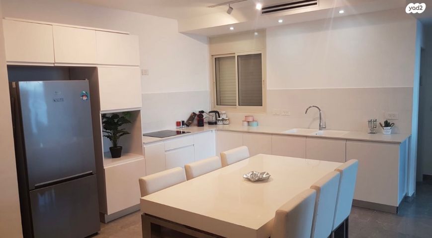 גג/ פנטהאוז, דרך אריאל שרון 1, קרית שמואל, טבריה