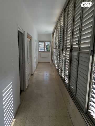 דירה, ביאליק, שכונת בן גוריון, מרכז העיר ג', רמת גן