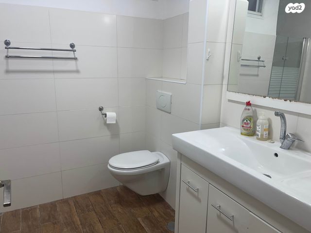 דו משפחתי, רותם, מודיעין מכבים רעות