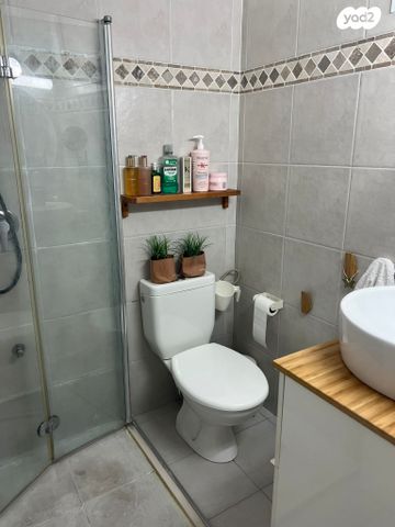 דירה, וייצמן, עיר, מרכז העיר, נהריה