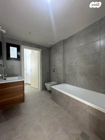 דירה, דרום חדש, פארק הים, בת ים