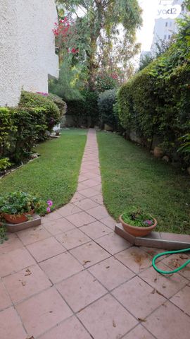 בית פרטי/ קוטג', האלמוגים, אשדוד