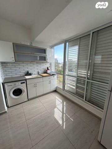 דירה, הגיבורים 90, נווה פז, חיפה