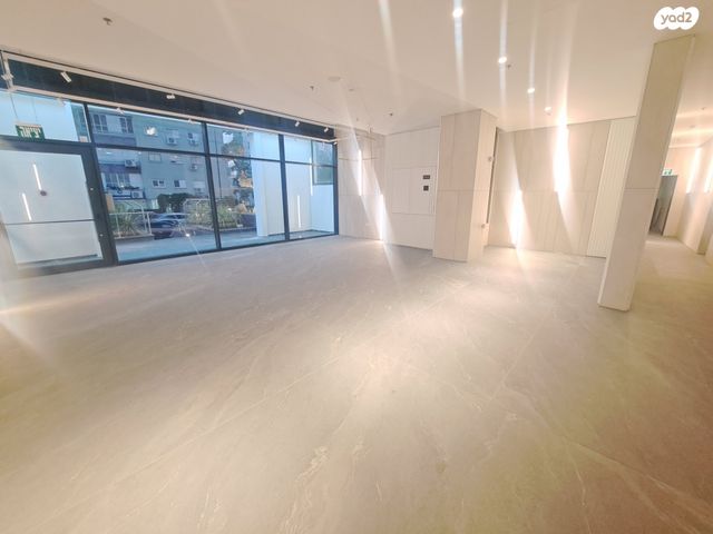 דירה, אוסישקין, מרכז העיר דרום, נתניה