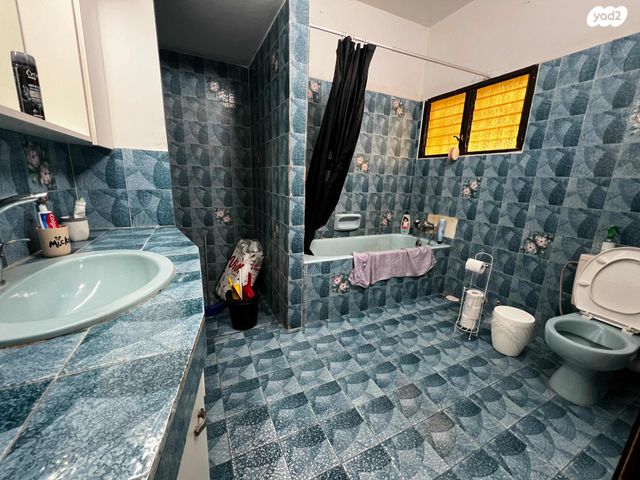 בית פרטי/ קוטג', זינגר, מרכז העיר, סביניה, הוותיקה, קרית ביאליק