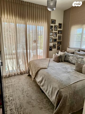 גג/ פנטהאוז, אחד העם, לסטר/רבוצקי, רעננה