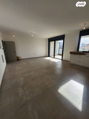 דירה, הצנחנים, נווה שרת, תל אביב יפו