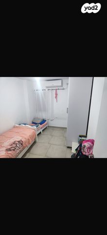 דירה, אור עקיבא