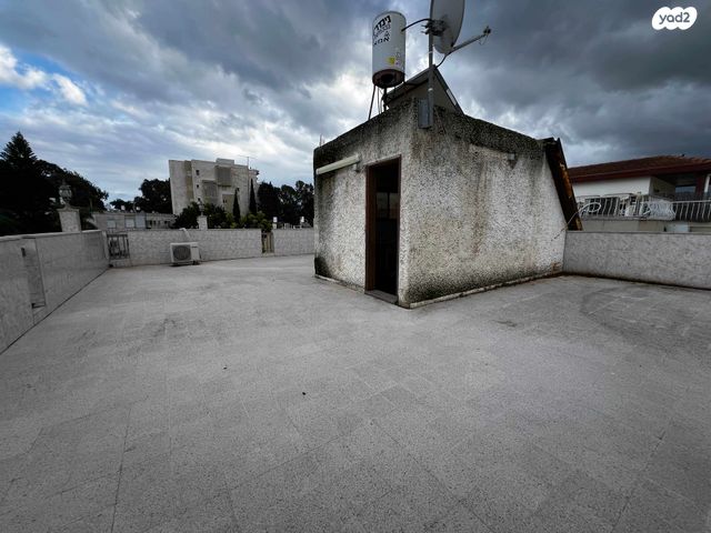 בית פרטי/ קוטג', זינגר, מרכז העיר, סביניה, הוותיקה, קרית ביאליק