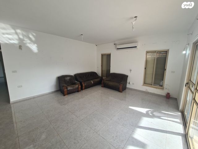 בית פרטי/ קוטג', פרדס חנה כרכור