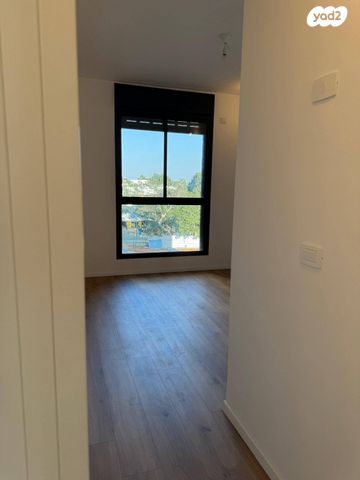 דירה, הצנחנים, נווה שרת, תל אביב יפו