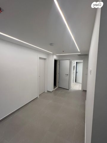 דירה, עיר היין, אשקלון