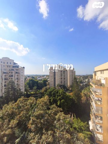 דירה, השופטים, הרצליה