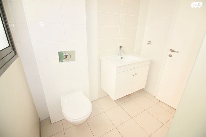 גג/ פנטהאוז, אחד העם, לסטר/רבוצקי, רעננה