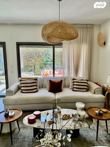 גג/ פנטהאוז, אחד העם, לסטר/רבוצקי, רעננה