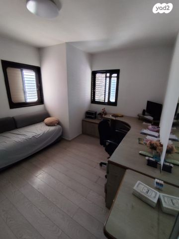 בית פרטי/ קוטג', נאות הרצל, נתניה