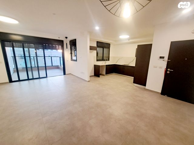 דירה, אוסישקין, מרכז העיר דרום, נתניה