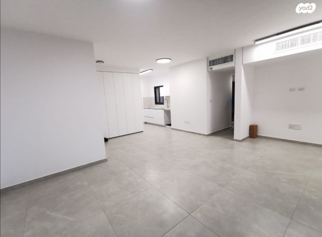 דירה, כפר סבא