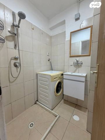 דירה, לוחמי הגטאות 1, צור שלום, קרית ביאליק