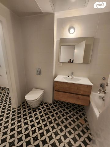 דירה, הצנחנים, נווה שרת, תל אביב יפו