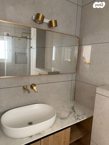 דירה, שדרות ניצה, צפון מערב מרכז העיר, נתניה