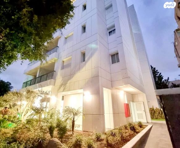 דירה, ביאליק, צפון מערב מרכז העיר, נתניה